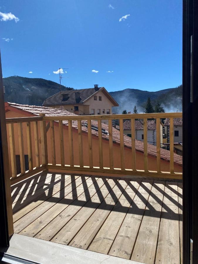 Apartamento Acogedor Sant Joan de les Abadesses Luaran gambar